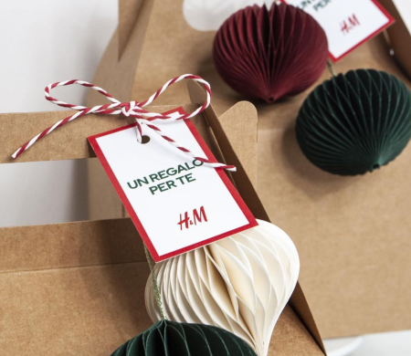 Cardboard picnic box for H&M event