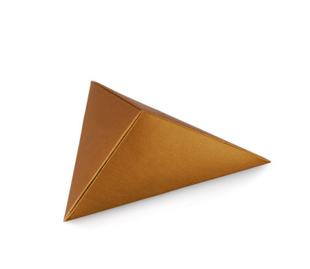 Caja Triangular de Cartón