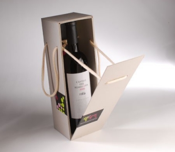 Rectangular gift box for a bottle