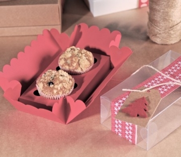 Little box for two Christmas cupcakes