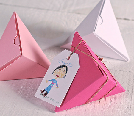Pyramid gift boxes