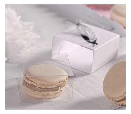 Macaron favour boxes
