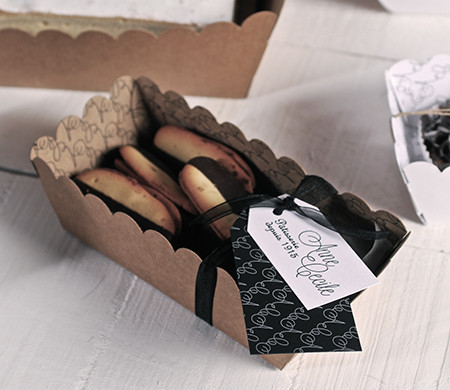 Card food tray for French...