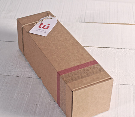 Shipping boxes for bottles