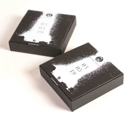 Caja de regalo con fecha especial Caja de regalo con fecha especial