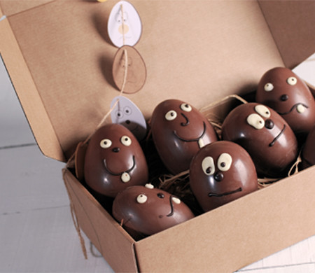 Self-assembly box for Easter
