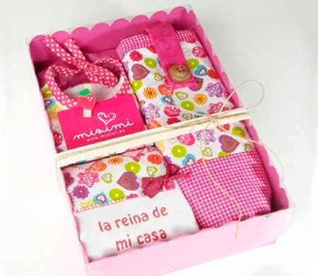 Scatola per abbigliamento da bambini
