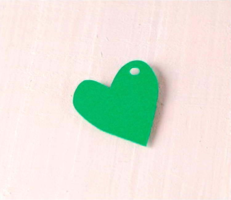 Corazón irregular de cartón para colgar. Kit de 10 ud Corazón irregular de cartón para colgar. Kit de 10 ud