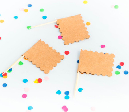 Kleine Flaggen für Partys, Pack von 10 Stücken!