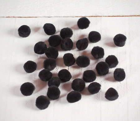 White or Black Pompoms 