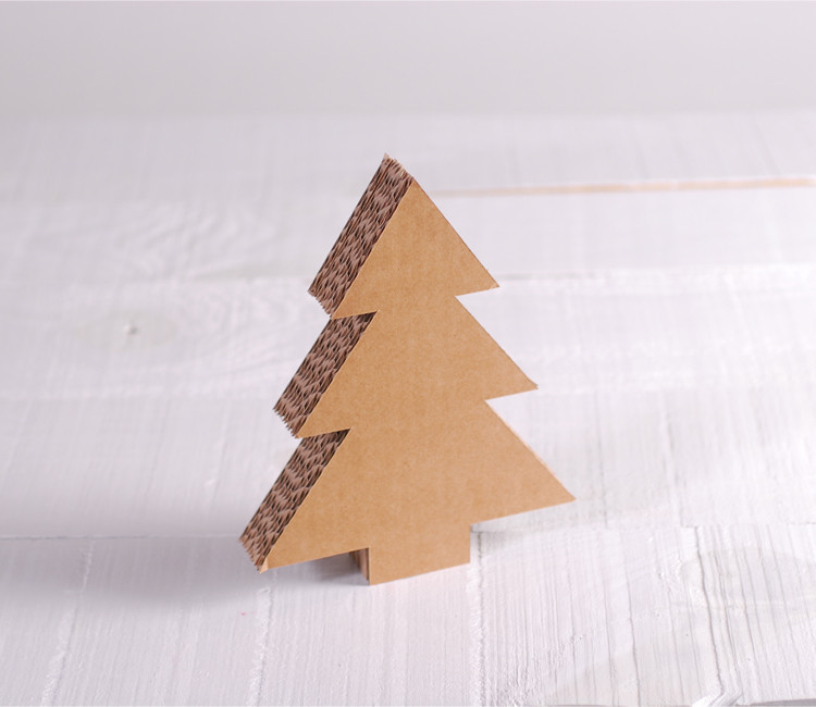 Little Cardboard Tree