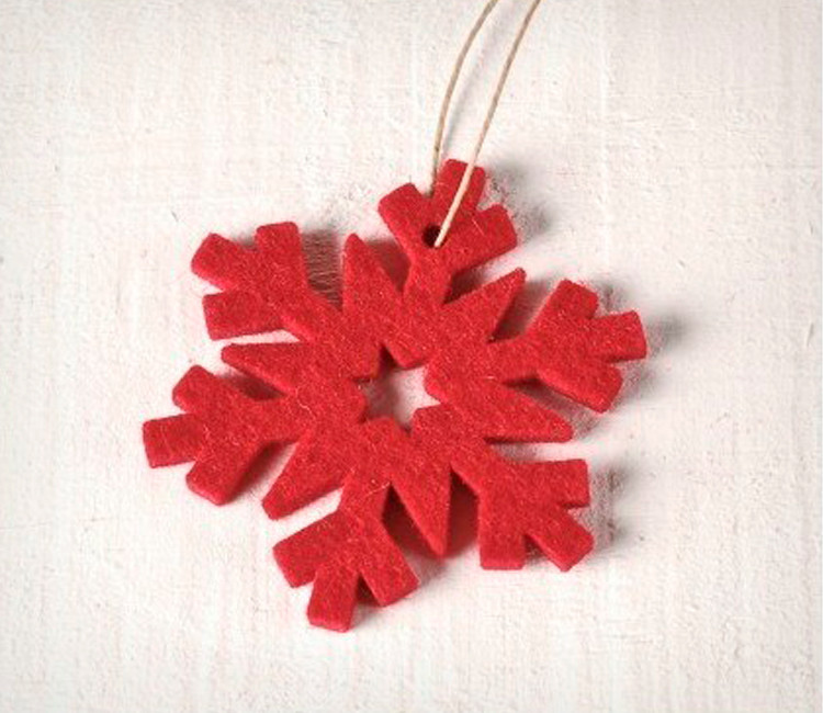 Flocon de neige en feutrine décoratif pour cadeaux Flocon de neige en feutrine décoratif pour cadeaux