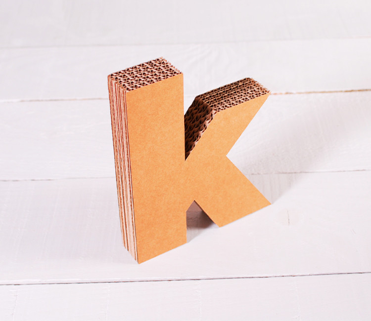 Letras de cartón minúsculas para decorar. Letras de cartón minúsculas para decorar.