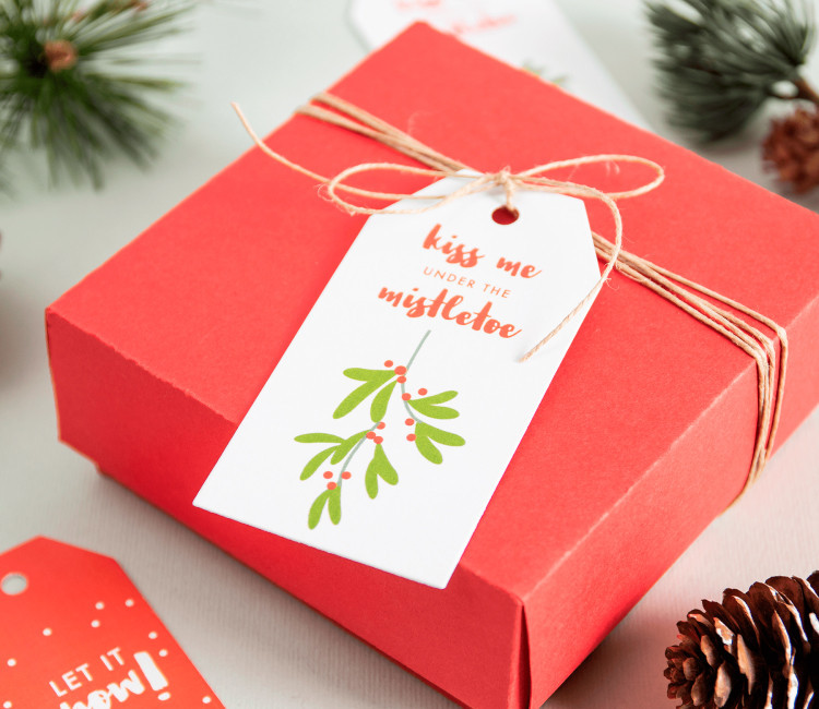 Set Of Christmas Gift Tags | SelfPackaging