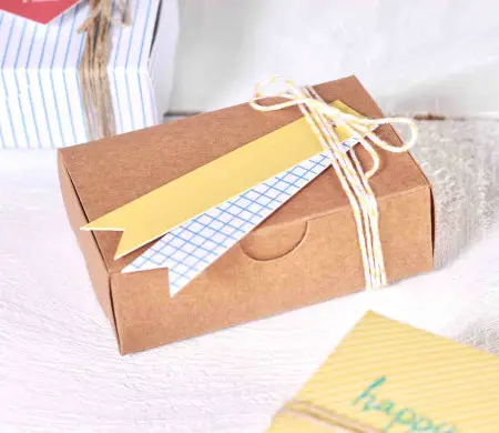 Caja pequeña color kraft