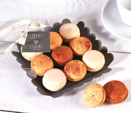 Macaron-Schachtel mit transparentem Deckel | SelfPackaging