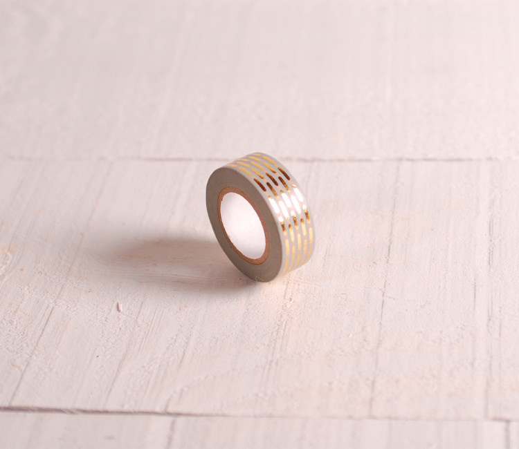 Washi tape gris con estampado dorado Washi tape gris con estampado dorado