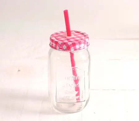 400 ml Glasgefäß mit Strohhalm