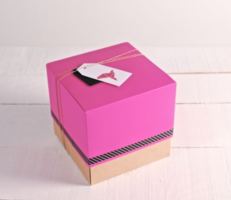 Caja sorpresa rosa para regalo