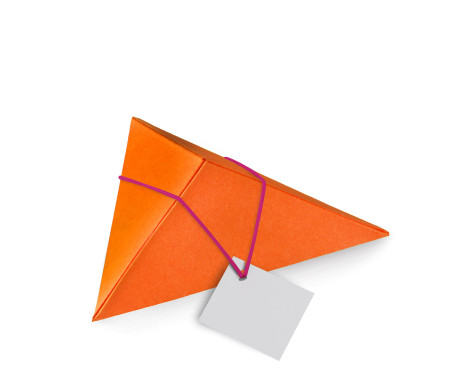 Caja Triangular de Cartón