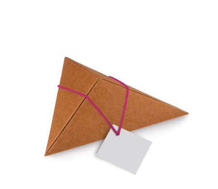 Caja Triangular de Cartón