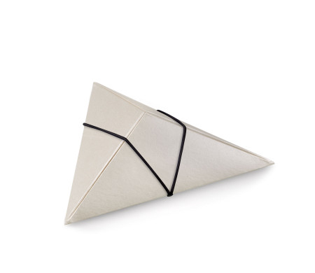 Caja Triangular de Cartón