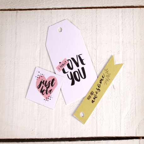 Kit with printed Love labels