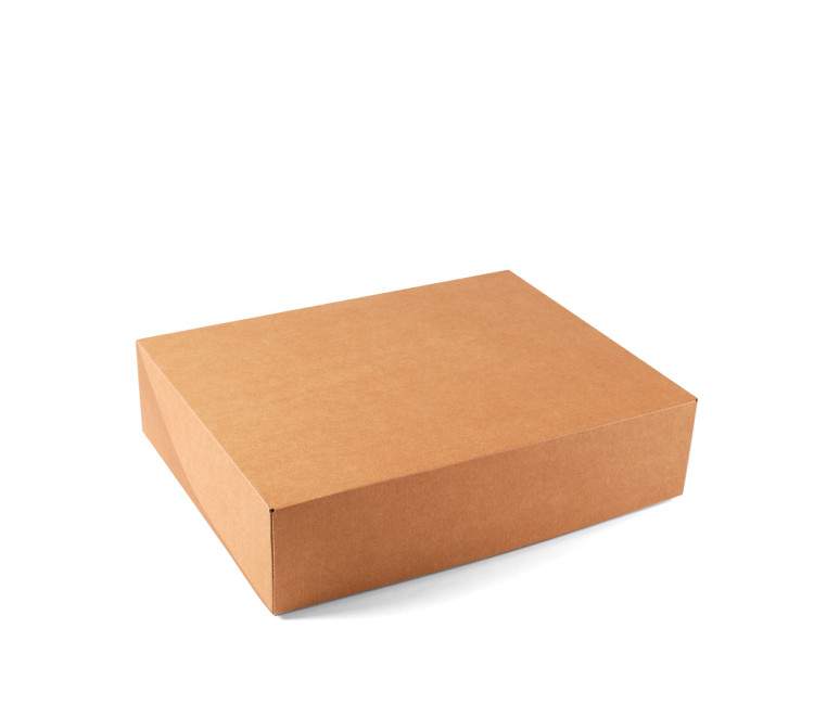 Boîte pour envois postaux grande, résistante et aux lignes modernes. Boîte pour envois postaux grande, résistante et aux lignes modernes.