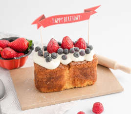 Cake topper: Happy Birthday