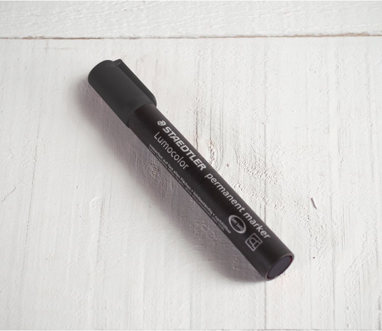 Thick felt-tip pen for packages 