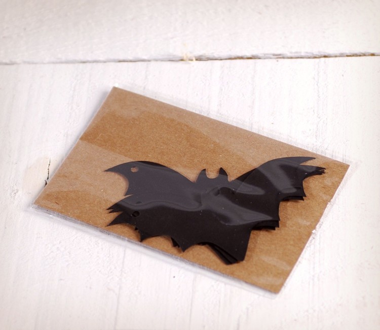 Pipistrelli di Cartoncino. Decorazioni per Halloween! Pipistrelli di Cartoncino. Decorazioni per Halloween!
