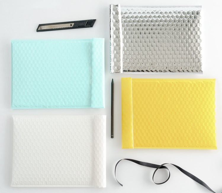 Enveloppes postales brillantes Enveloppes postales brillantes
