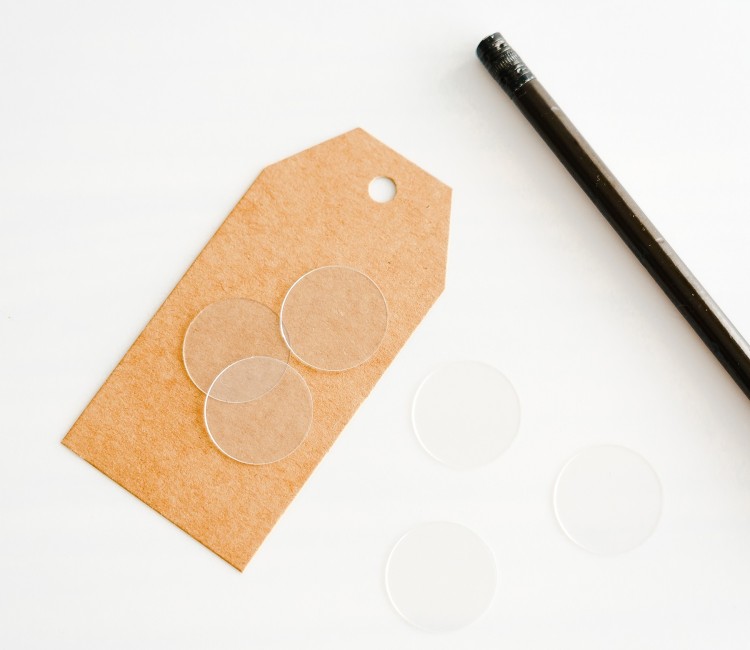 Transparenter Aufkleber für Sendungen Transparenter Aufkleber für Sendungen