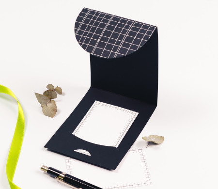 Kartonumschlag Fur Karten Und Gutsche... | SelfPackaging