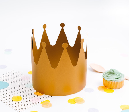 Card crown and tiara