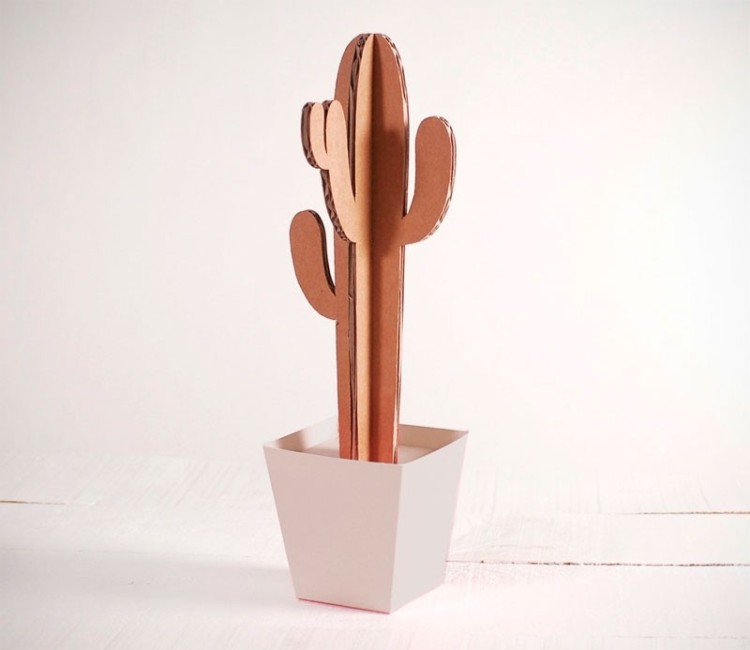 Cactus Alto de Cartón ¡En Varios Colores! Cactus Alto de Cartón ¡En Varios Colores!
