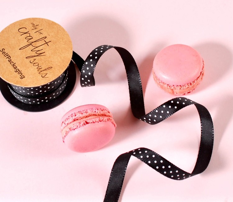 Nastro Grosgrain Nero a Pois | SelfPackaging