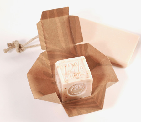 Schachteln für Cremes und kleine Geschenke