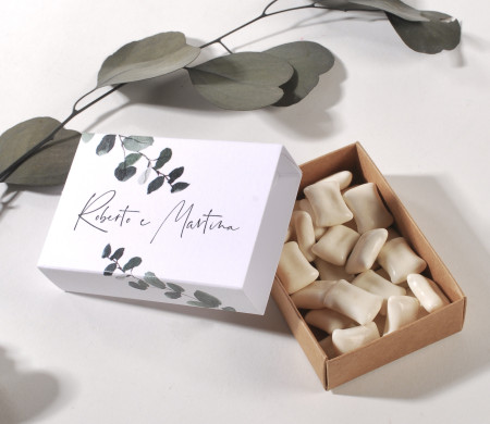 Petite boîte coulissante pour bonbons