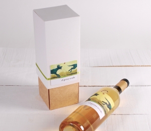 Decoración caja de vino con folder