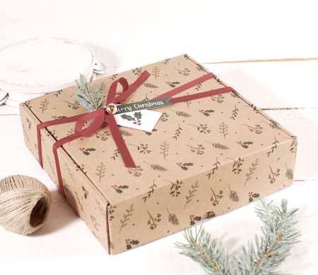 Quadratische Kartons für Weihnachtssendungen