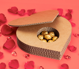 Heart-shaped cardboard box