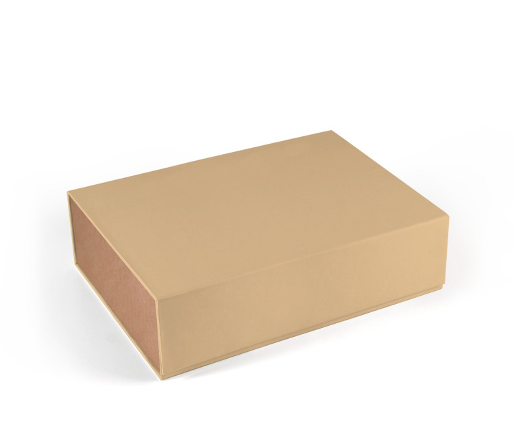 Caja rectangular de cartón forrada automontable