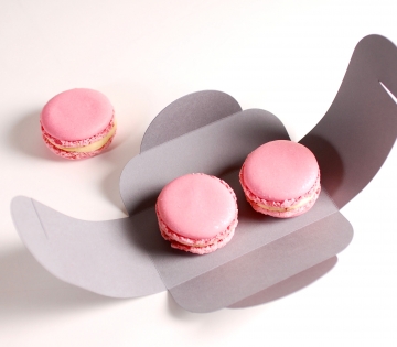 Box for two macaroons