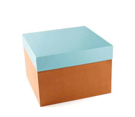 Caja para sombreros. De fácil montaje y disponible en 3 tamaños.