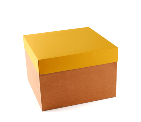 Caja para sombreros. De fácil montaje y disponible en 3 tamaños.