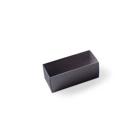 Macaron box with a Clear Plastic Strip