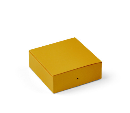 Quadratische Geschenkschachtel für kleine Geschenke anlässlich von Hochzeiten und Veranstaltungen.
